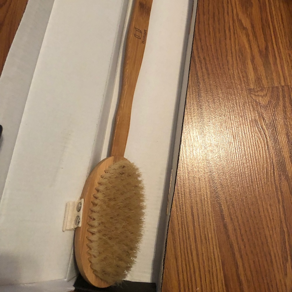 Exfoliating Brush